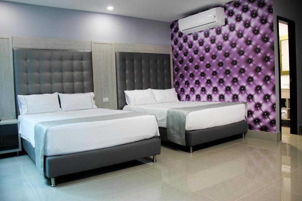 Hotel Lleras 10 Medellín Dış mekan fotoğraf
