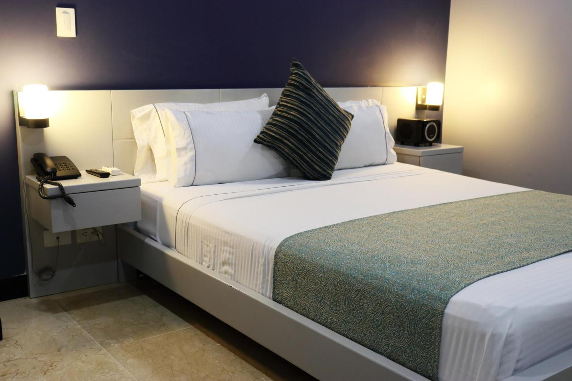 Hotel Lleras 10 Medellín Dış mekan fotoğraf