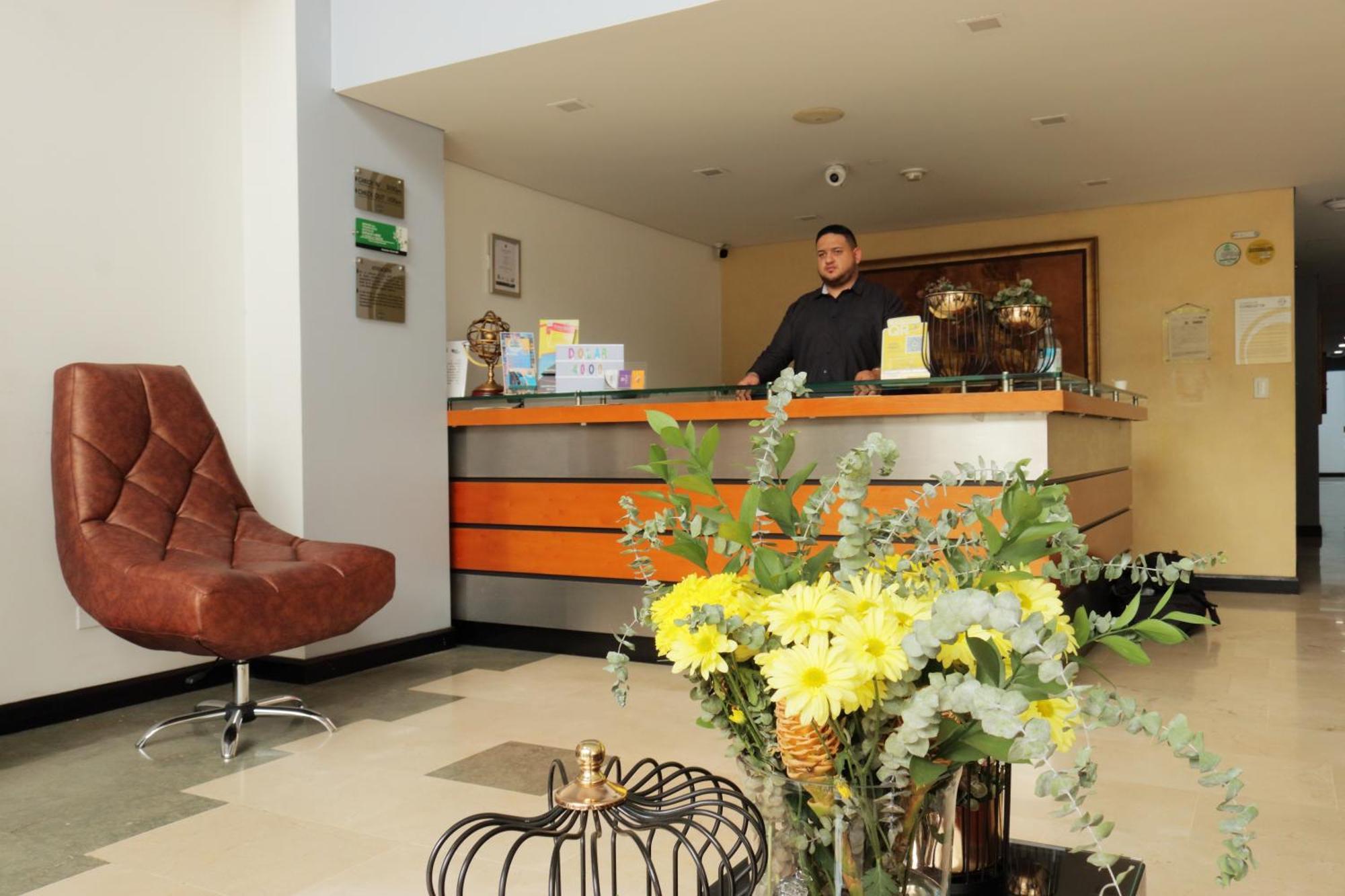 Hotel Lleras 10 Medellín Dış mekan fotoğraf