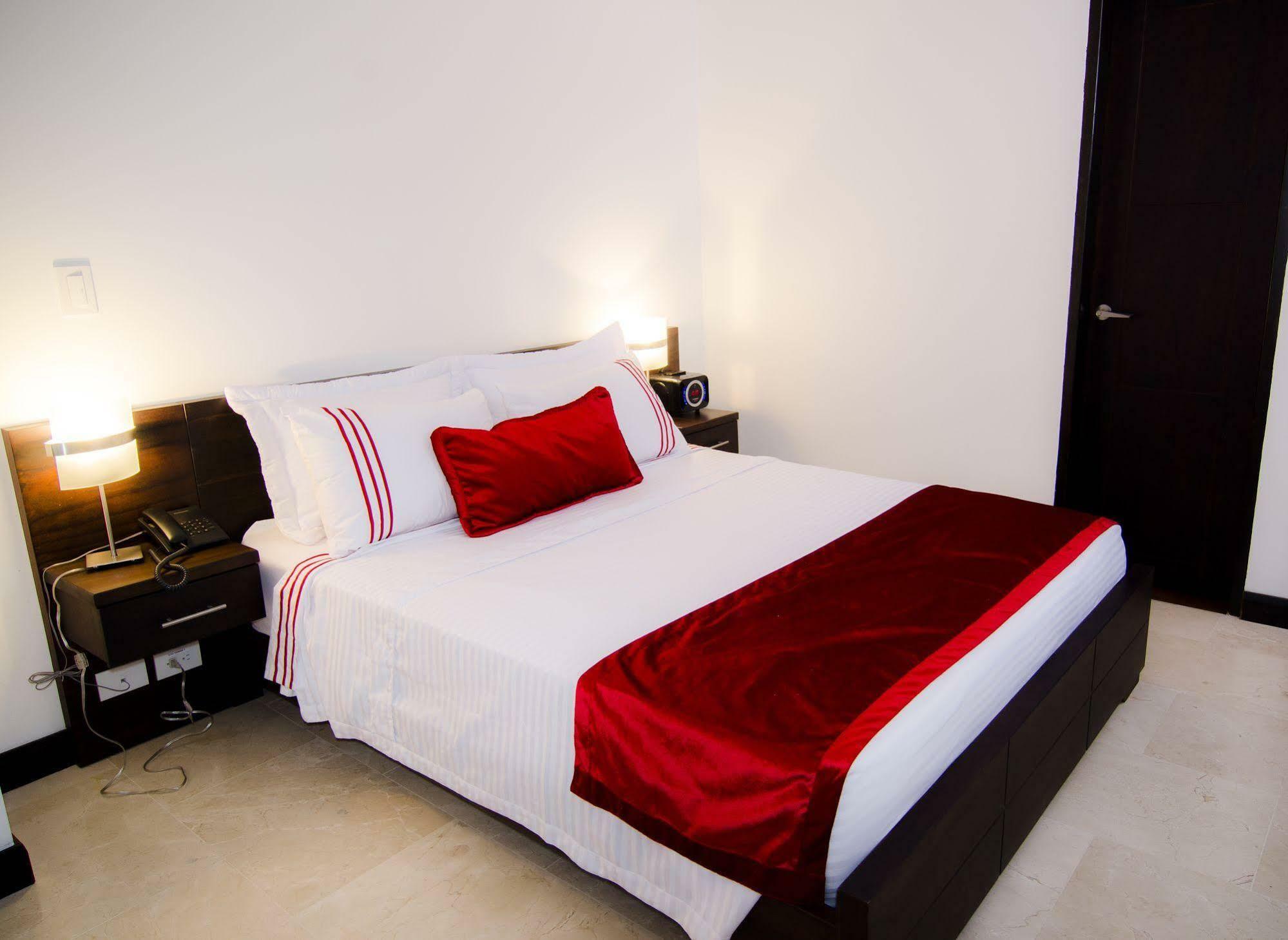 Hotel Lleras 10 Medellín Dış mekan fotoğraf